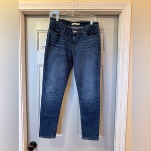 Levi’s 711 Skinny Jeans – Size 30, Like New